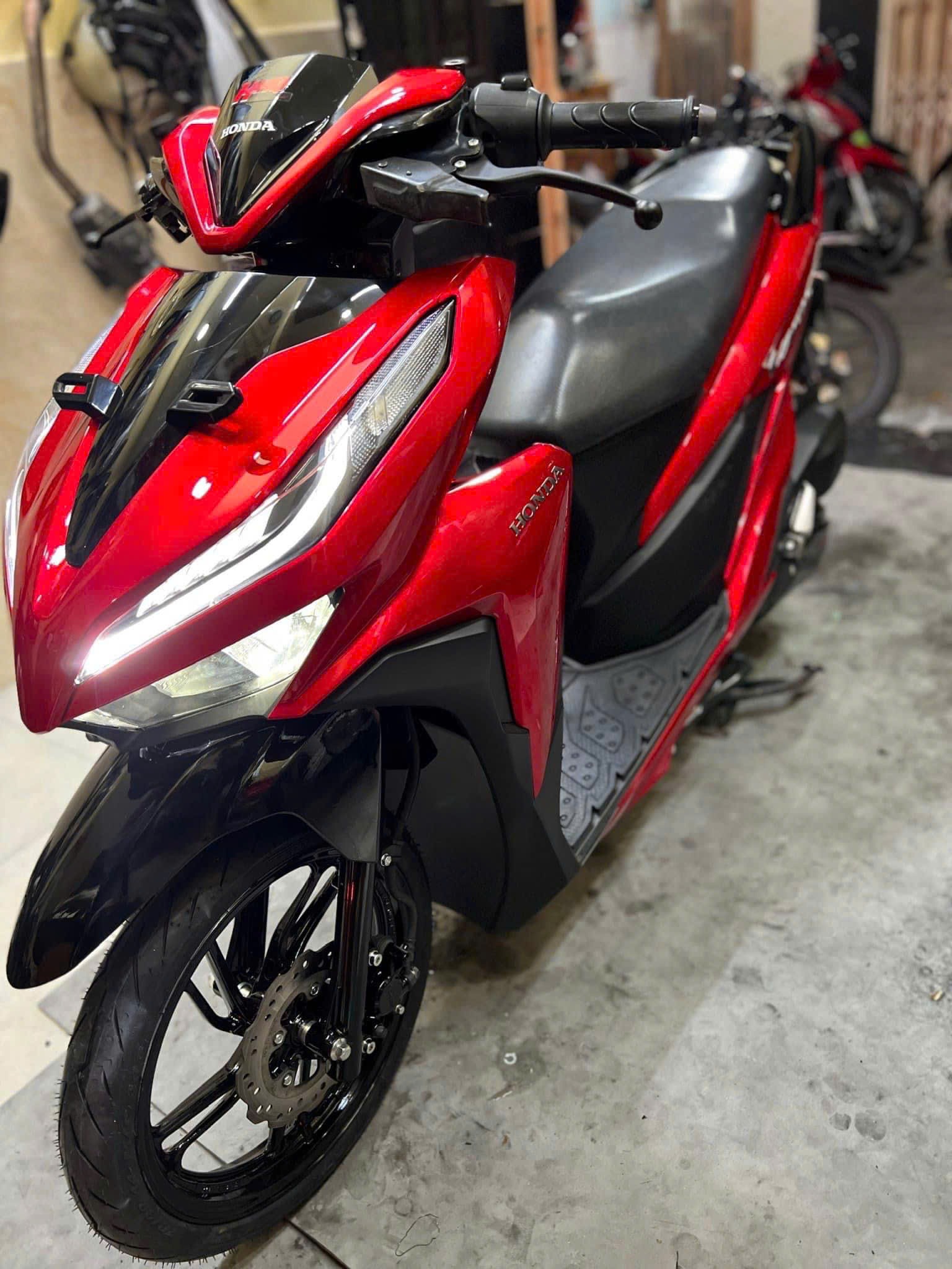 Sơn Đổi Màu Cho Vario 150 Tại Sài Gòn Độ Xe Gò Vấp