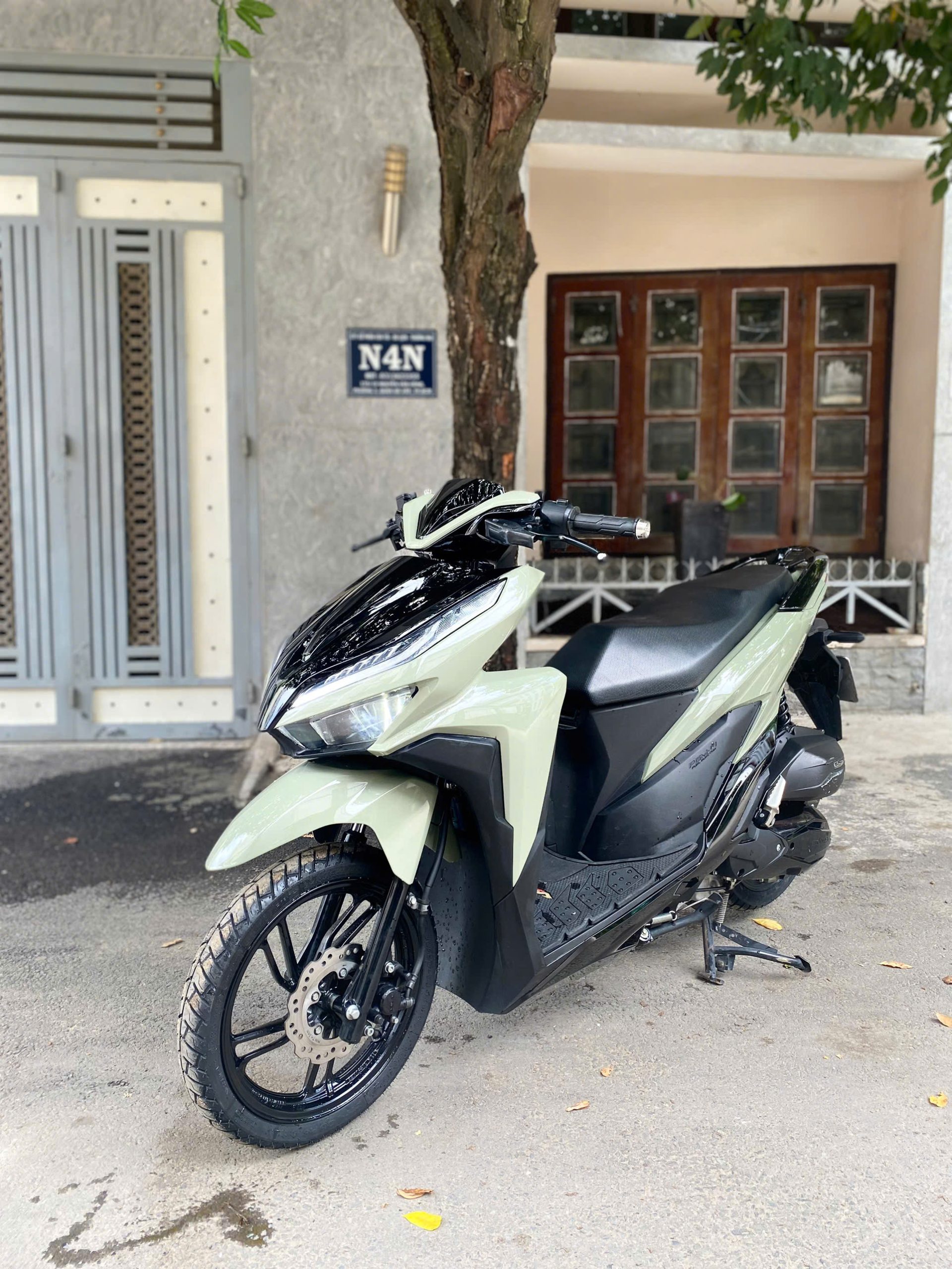 Sơn Dàn Áo Xe Máy
