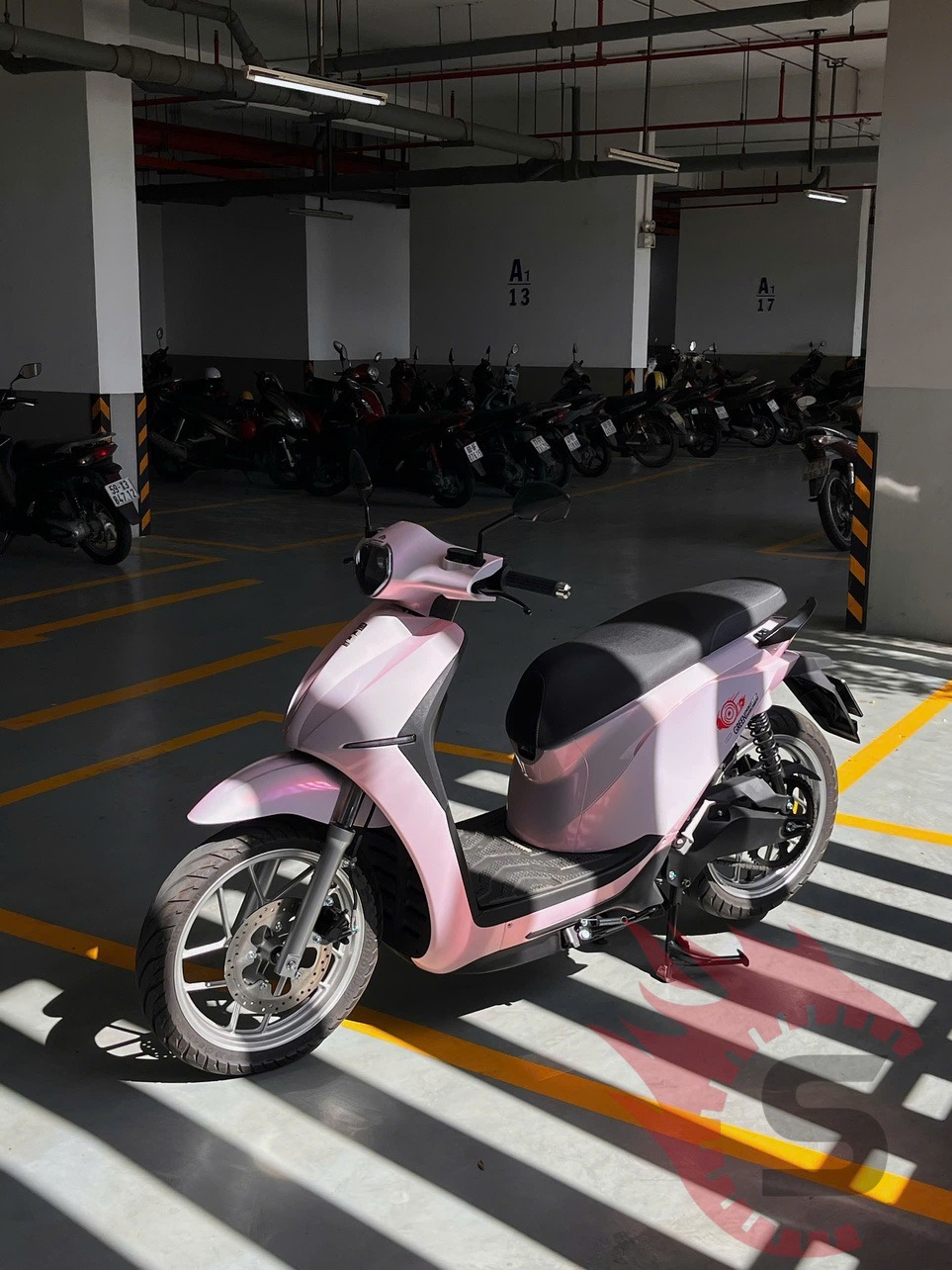 Dán Đổi Màu Hồng Datbike 2025