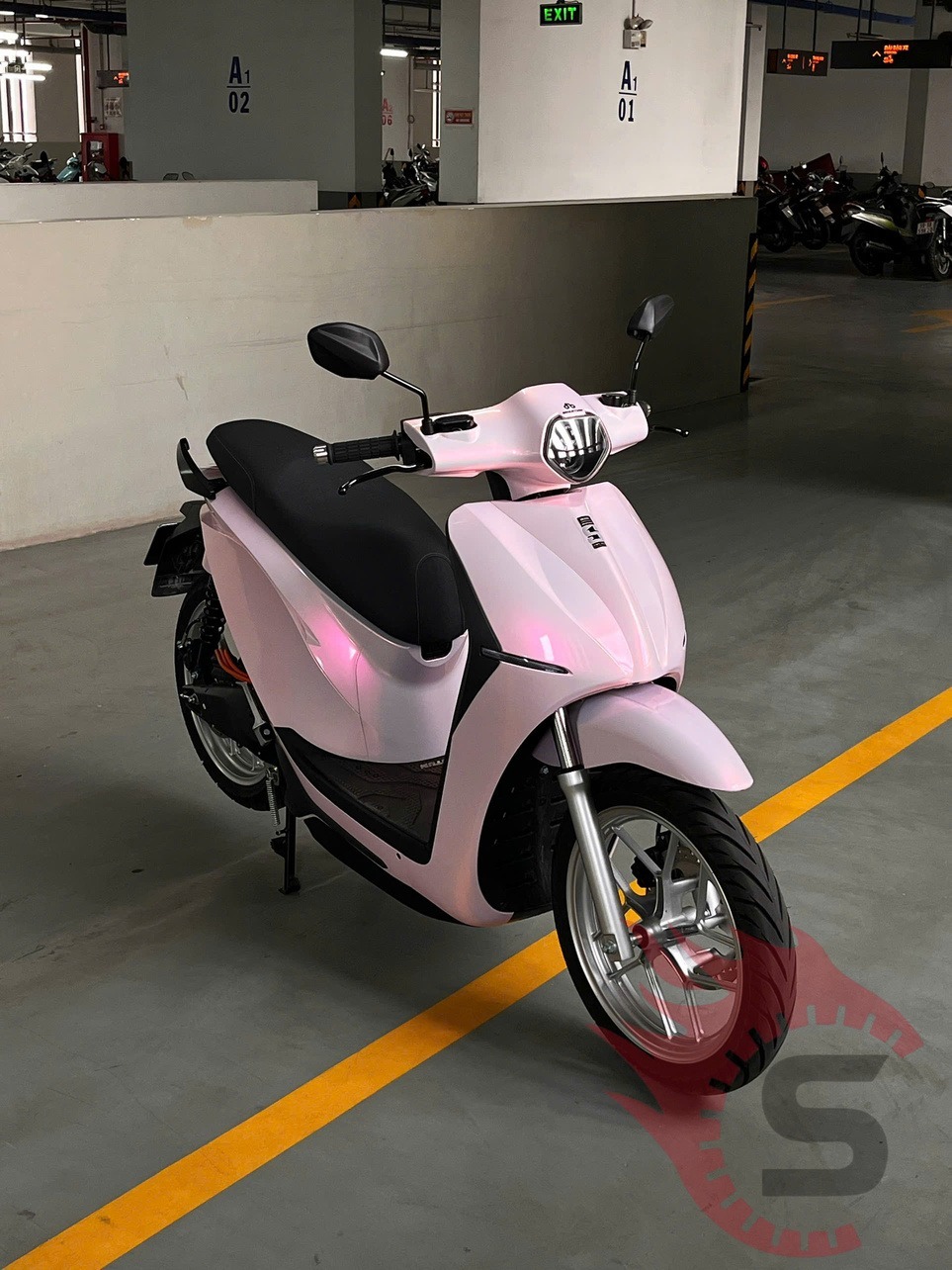 Dán Đổi Màu Hồng Datbike 2025