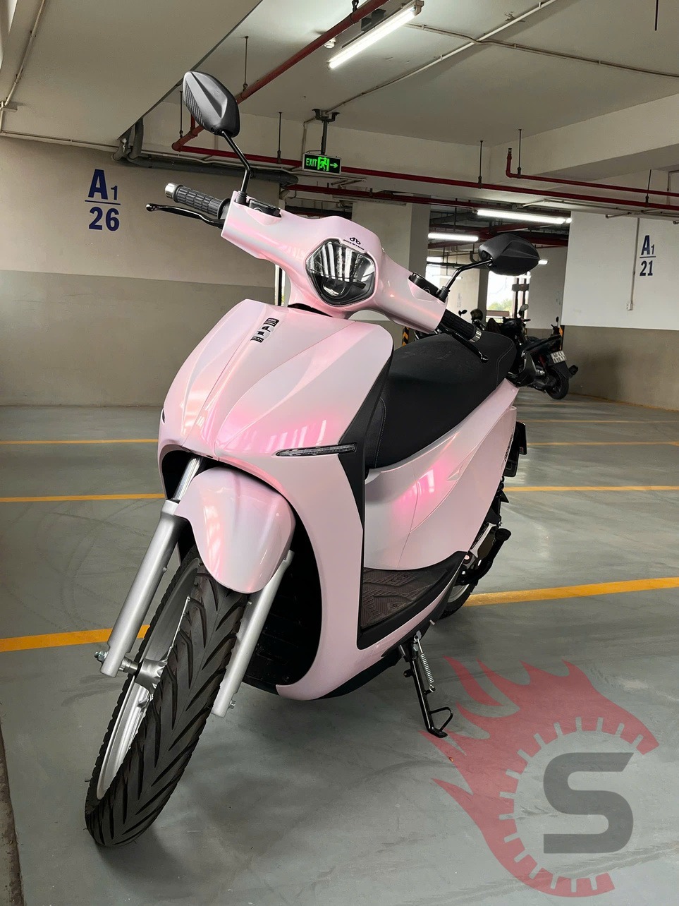 Dán Đổi Màu Hồng Datbike 2025