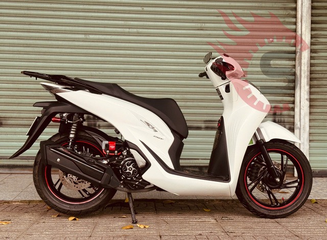 Ốp pô Zipat 350 cho SH