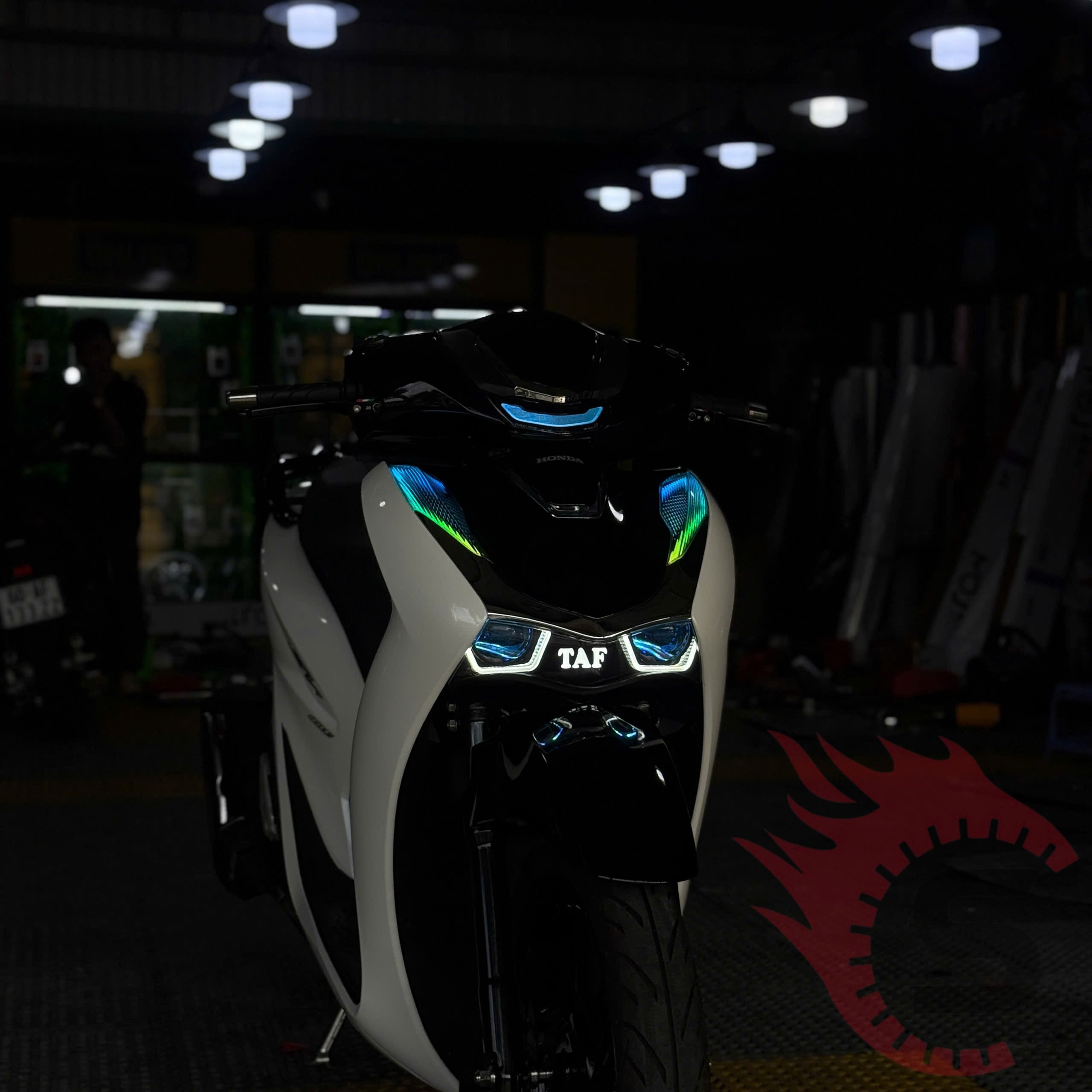 SH160 Độ Cảnh