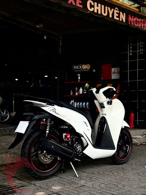 SH150 ĐỘ CẢNH
