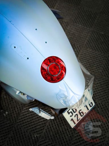 Dán PPF TPU Bảo Vệ Sơn Vespa 946 Snake 2025