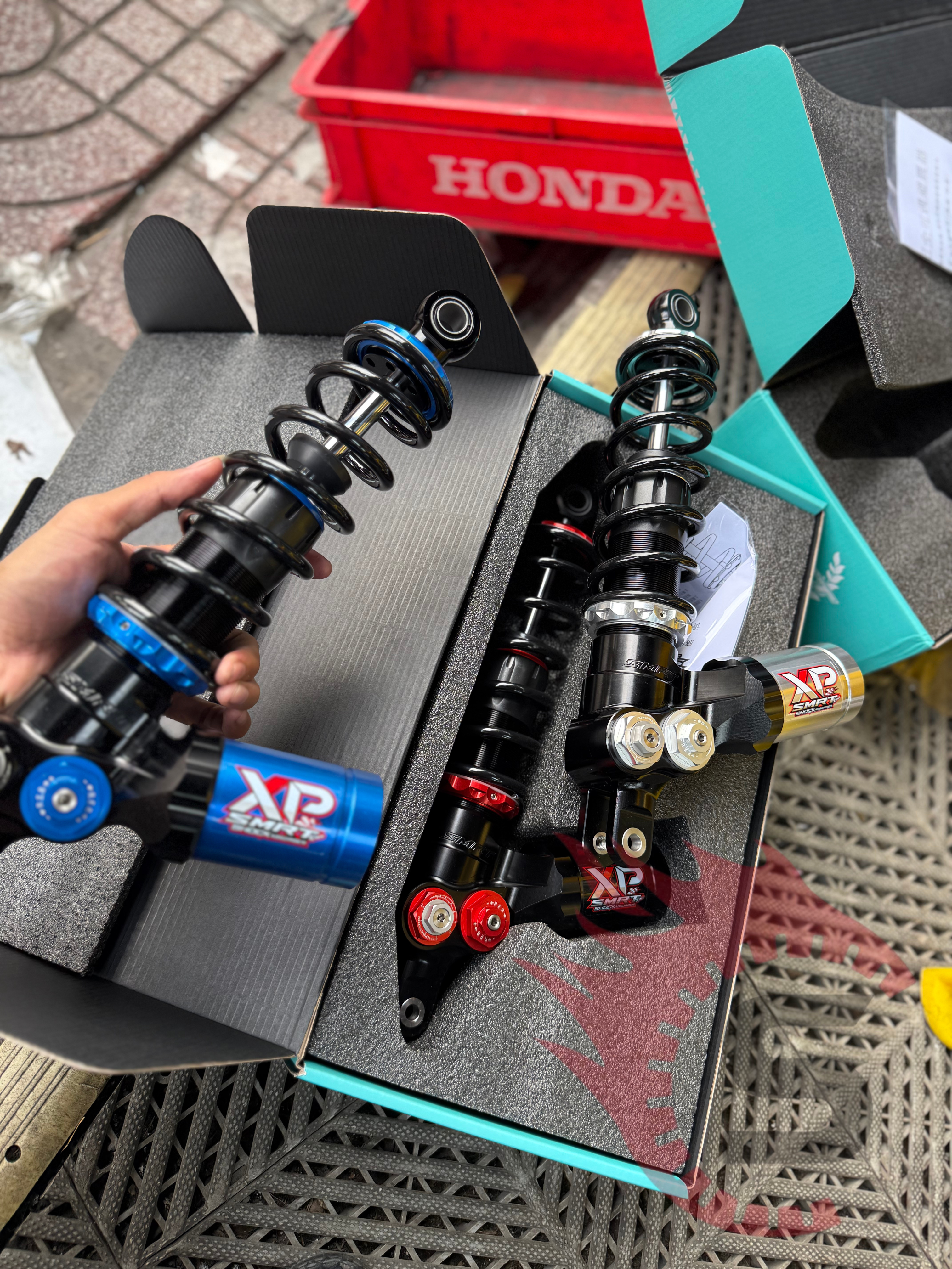 Phuộc SMRT Bản Màu Xanh Và Màu Bạc