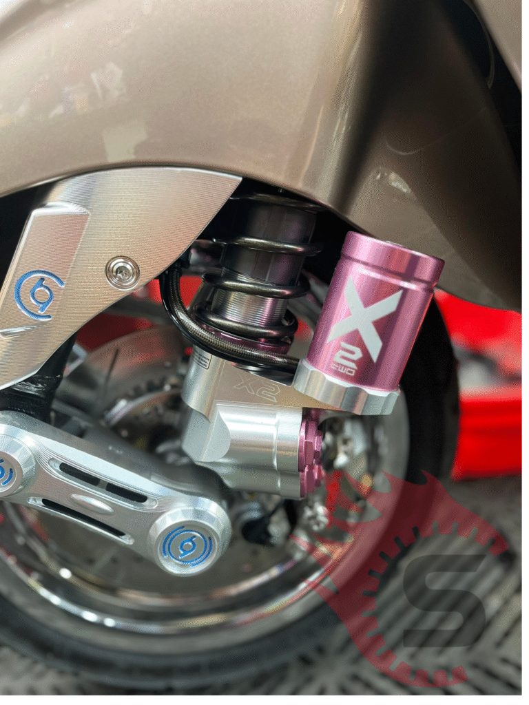 phuoc shark x2 truoc vespa