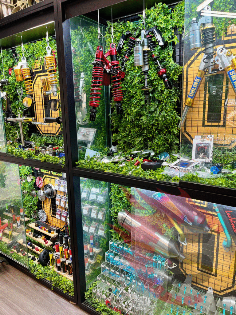 Thiet ke chua co ten 8