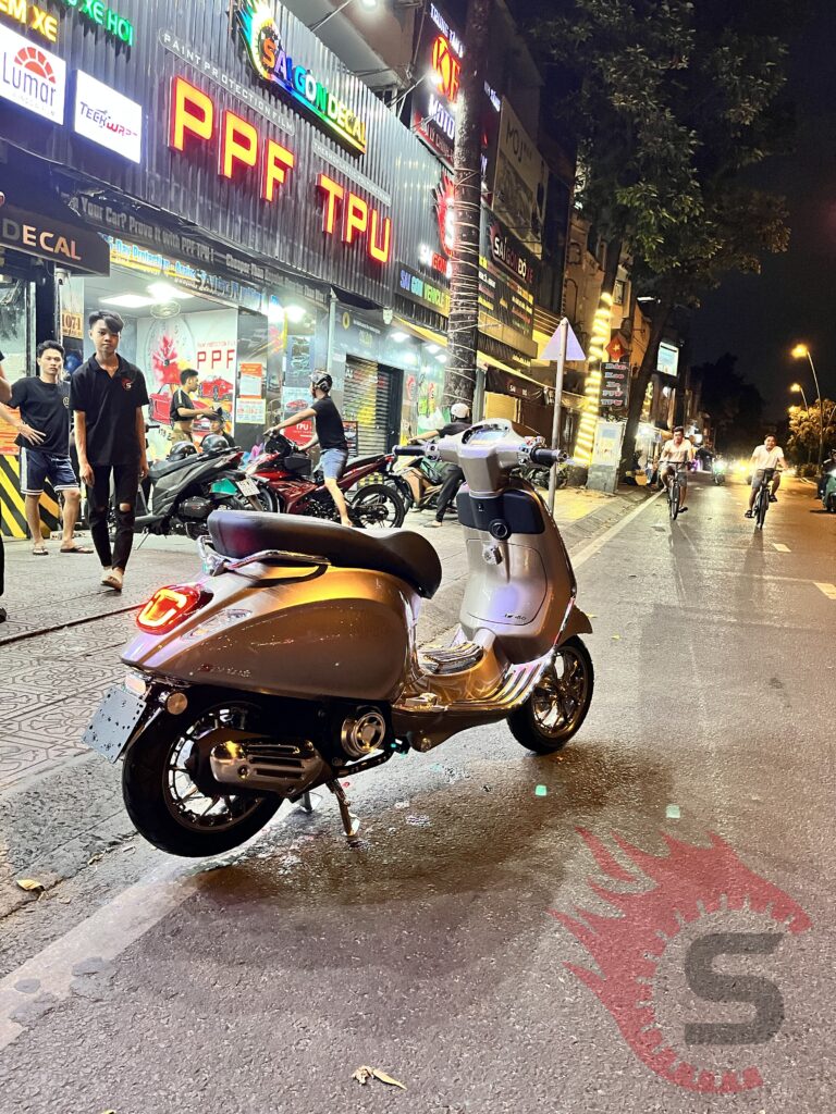 Độ Kiểng Vespa